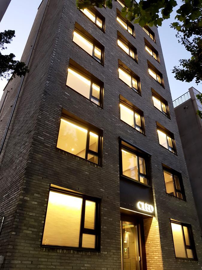 Hostel Cleo Seoul Hongdae Экстерьер фото